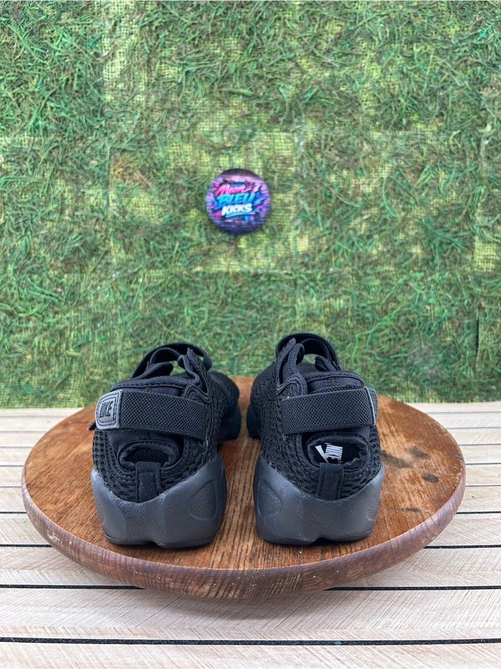 Nike air rift